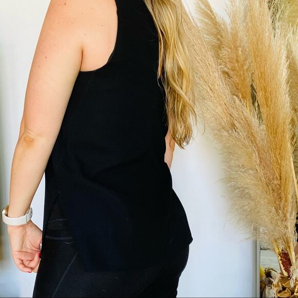 VINCE Revolve Black Side Slit Crew Neck Tank Top Button Keyhole Back Blouse S - Picture 2 of 7